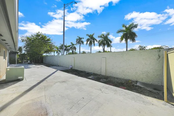 $1,150,000 | 10321 Southwest 116th Avenue, Miami, FL 33176