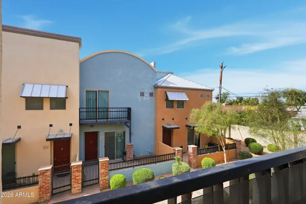 $399,000 | 1406 West Main Street, Unit 102, Mesa, AZ 85201