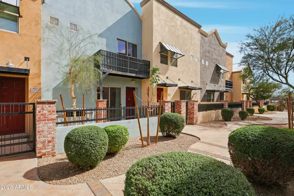 $399,000 | 1406 West Main Street, Unit 102, Mesa, AZ 85201