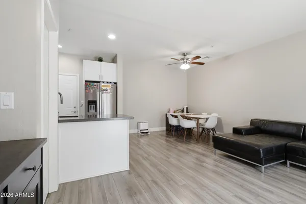 $399,000 | 1406 West Main Street, Unit 102, Mesa, AZ 85201