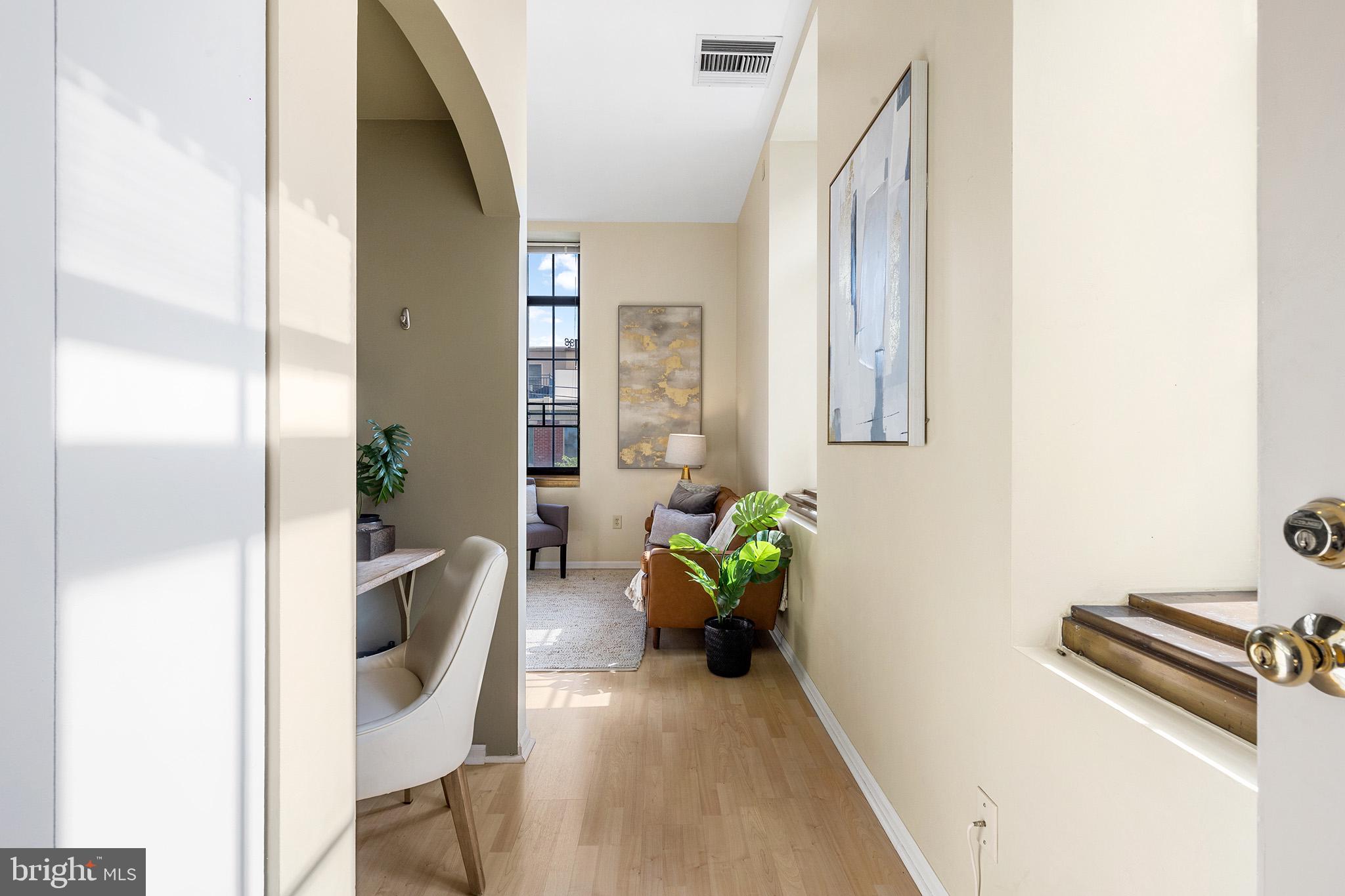 1601 Spring Garden Street, Unit 207 Philadelphia, PA 19130 - Photo 2 of 27