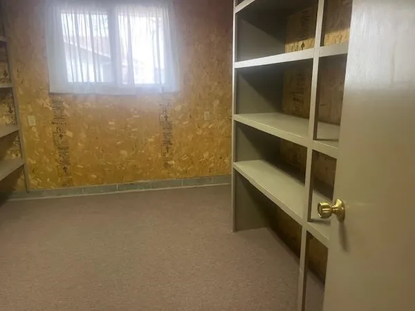 $330,000 | 721 West 33rd Street, Scottsbluff, NE 69361