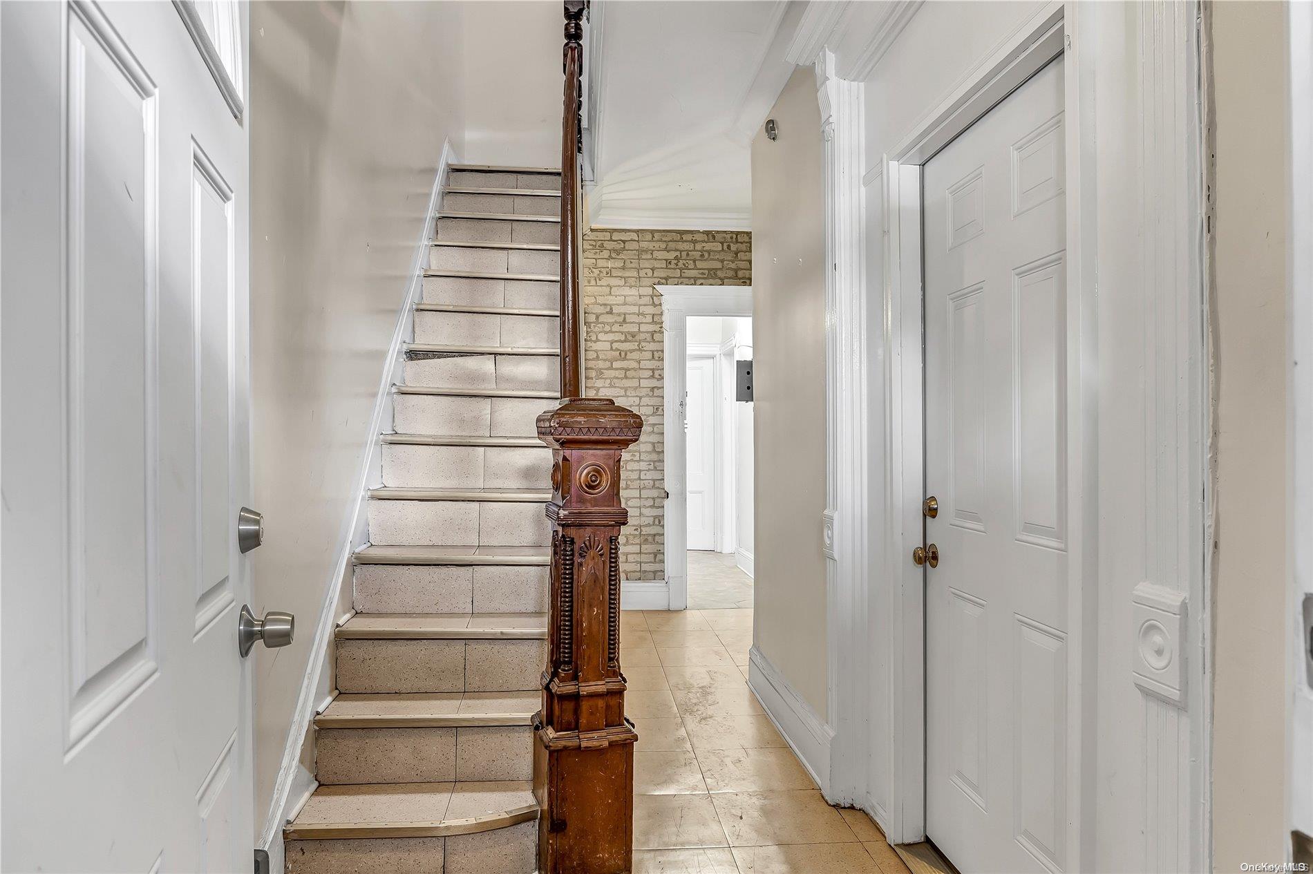248 Eldert Street Brooklyn, NY 11207 - Photo 3 of 19 2nd Floor Entryway