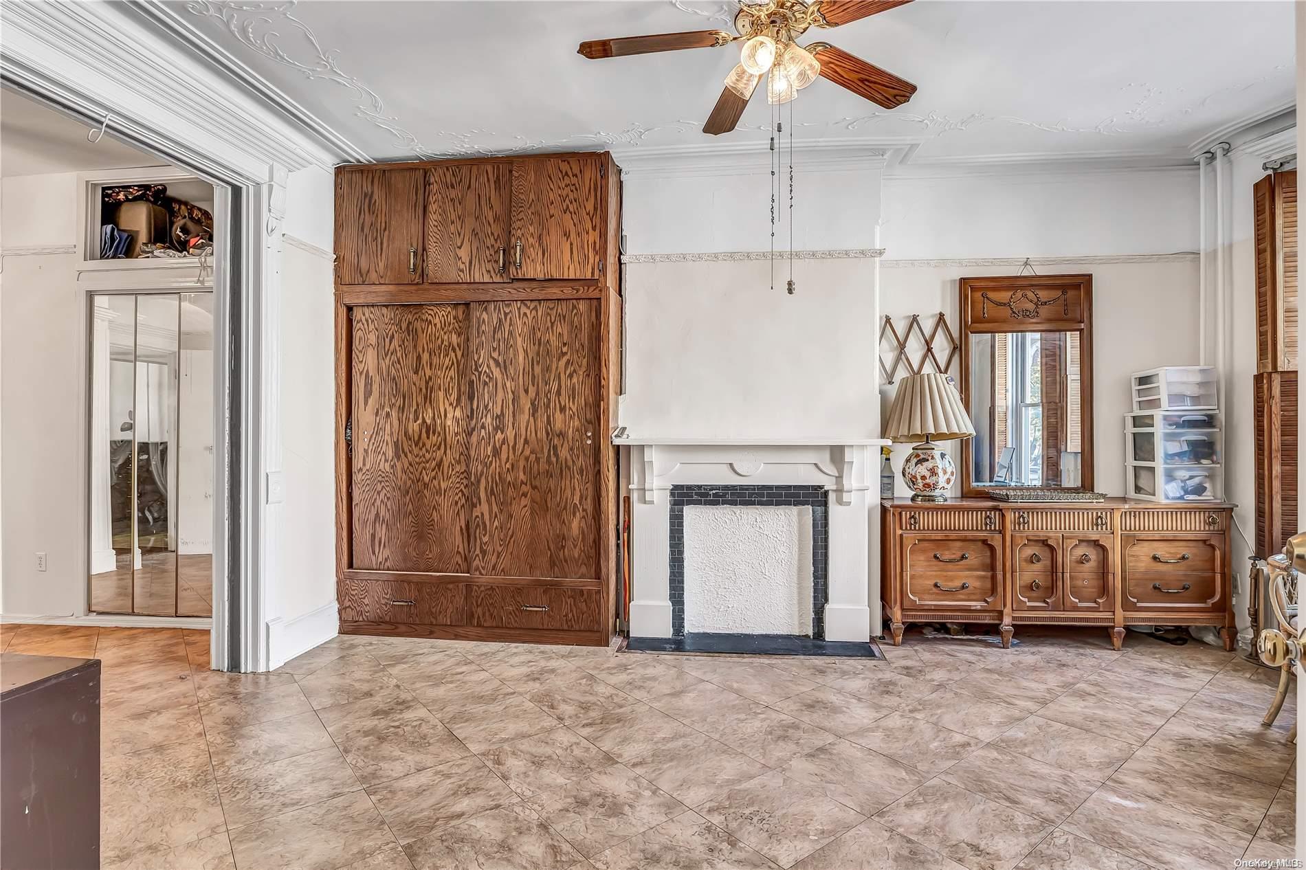 248 Eldert Street Brooklyn, NY 11207 - Photo 8 of 19 2nd Floor Front Room