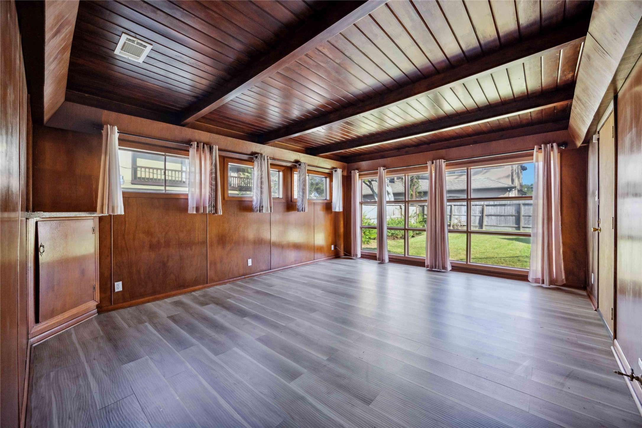 3729 Griggs Road Houston, TX 77021 - Photo 11 of 26 a view of empty room with wooden floor