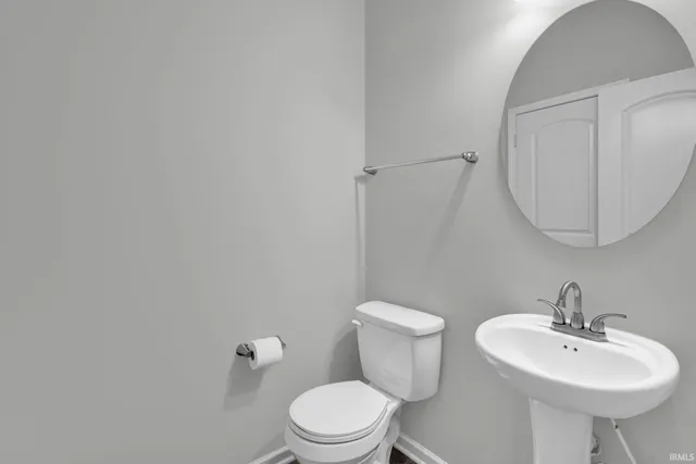 $525,000 | 5368 West Stonewood Drive, Bloomington, IN 47403