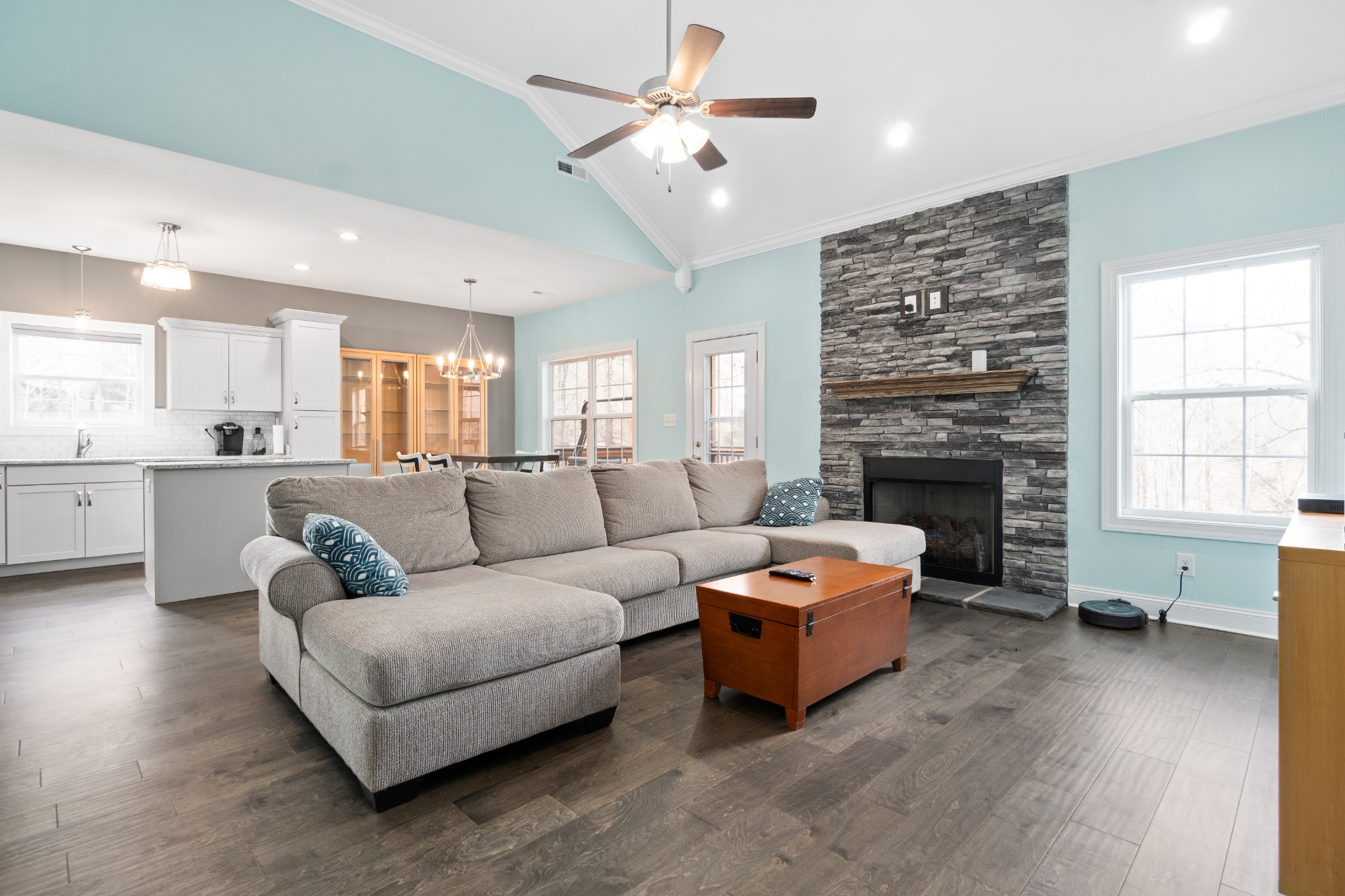 2078 Ferry Road Clarksville, TN 37040 - Photo 8 of 30 Gallery Image 8