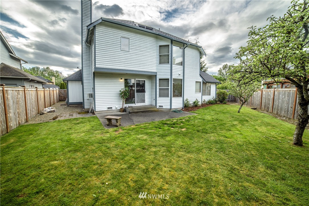 18120 132nd Place Southeast Renton, WA 98058 - Photo 3 of 20 Gallery Image 3