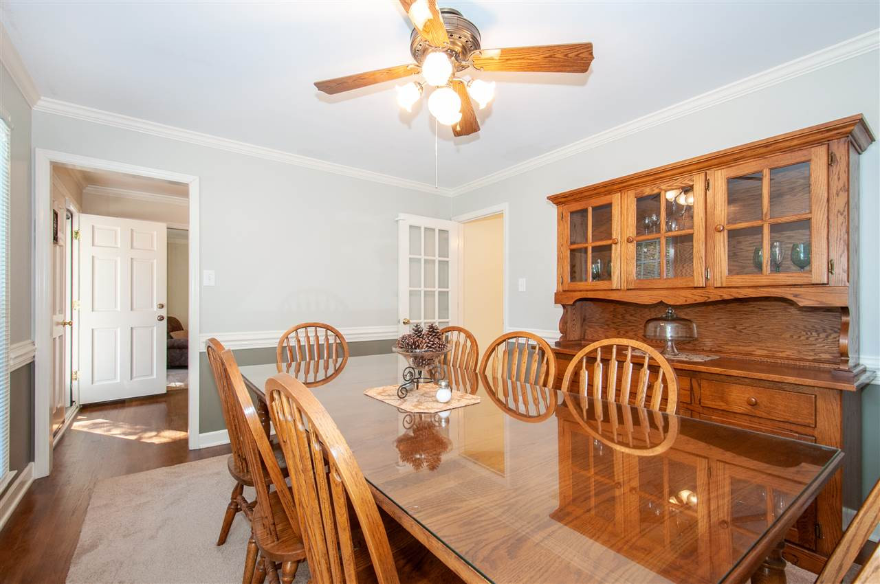 5913 Rondan Circle Raleigh, NC 27612 - Photo 15 of 30 Dining Room