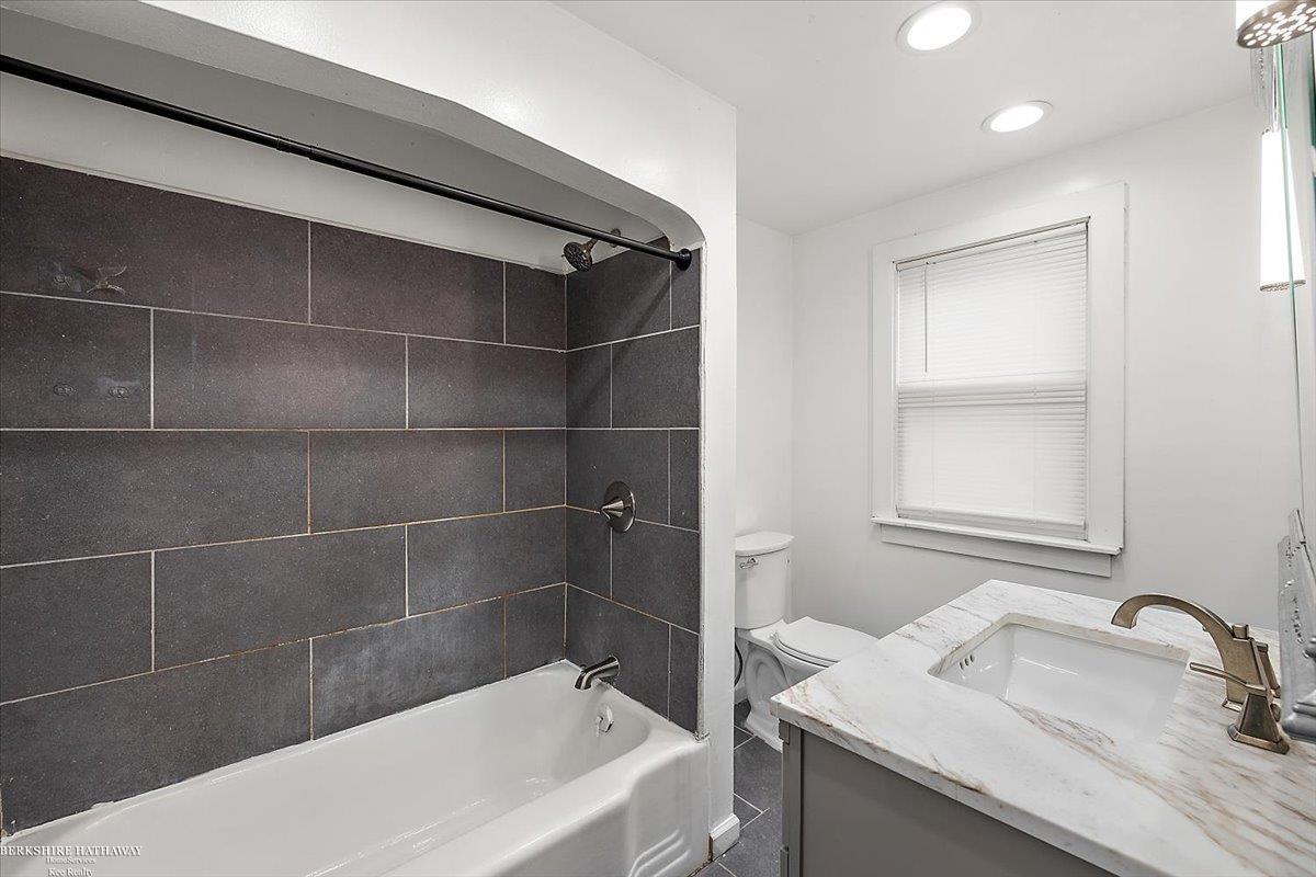 5101 Harvard Road Detroit, MI 48224 - Photo 27 of 33