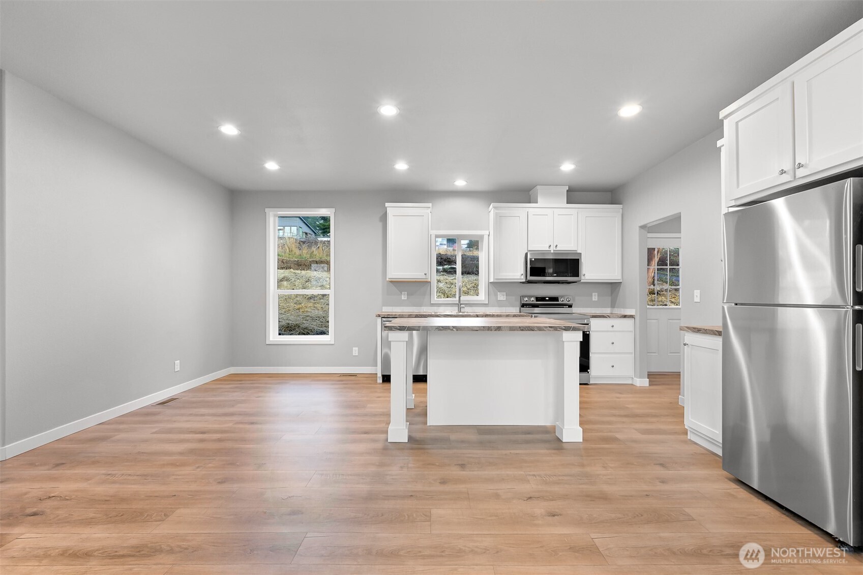 4772 Beach Lane Ferndale, WA 98248 - Photo 11 of 23