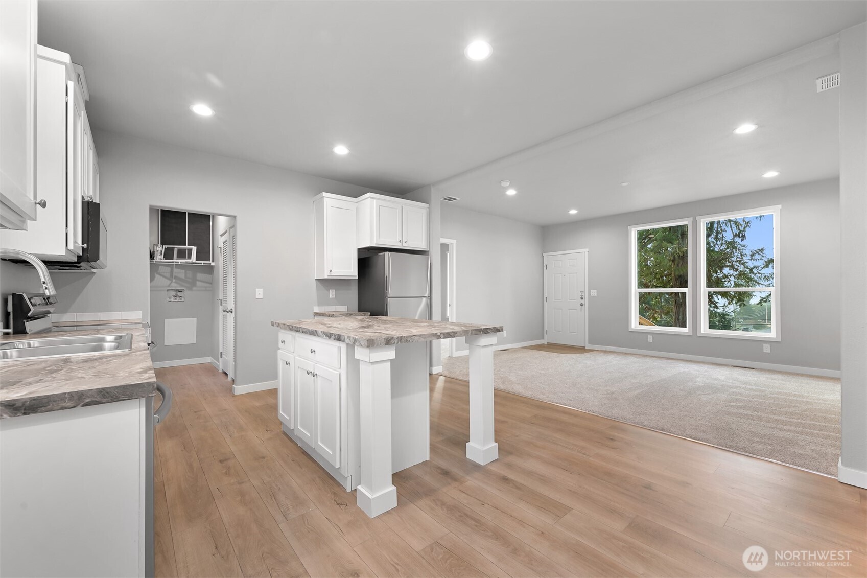 4772 Beach Lane Ferndale, WA 98248 - Photo 13 of 23