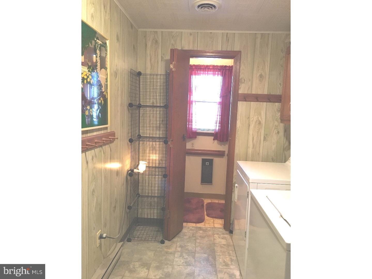 2025 George Road Palm, PA 18070 - Photo 19 of 25 Laundry Room