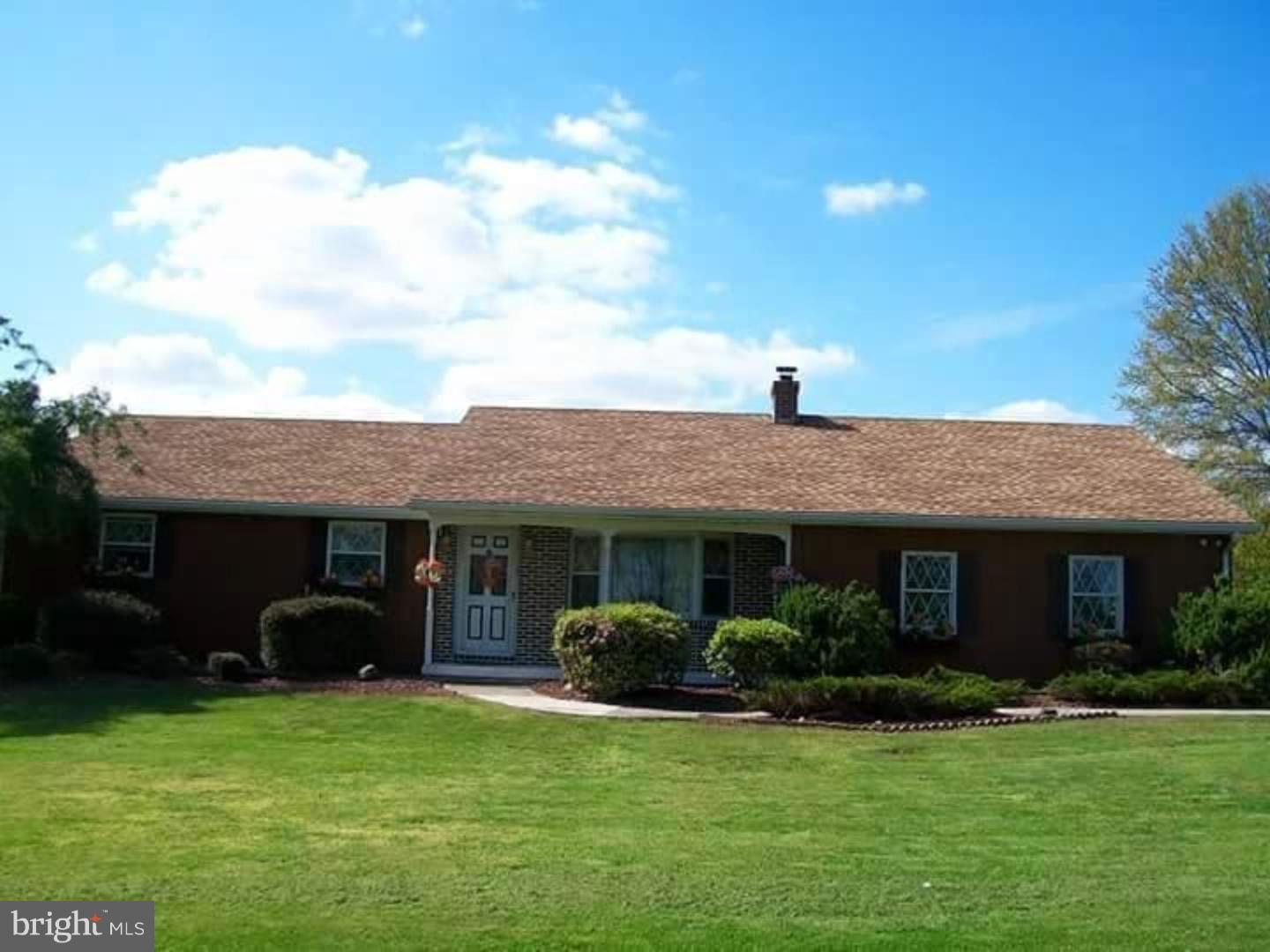 2025 George Road Palm, PA 18070 - Photo 3 of 25 Exterior