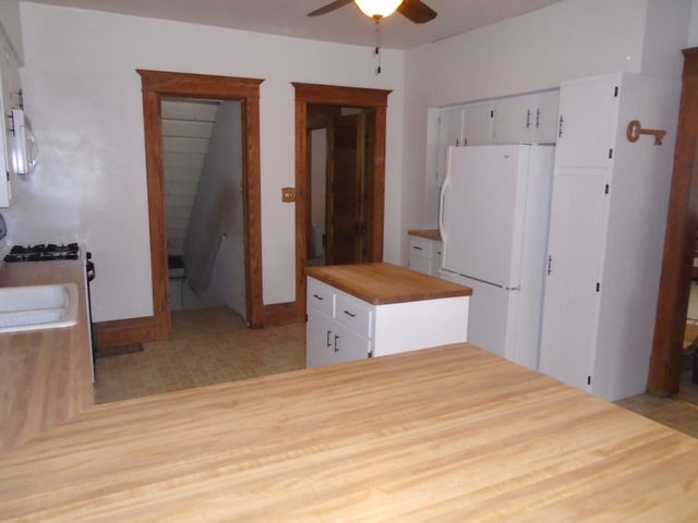 320 North 12th Street Rochelle, IL 61068 - Photo 3 of 16
