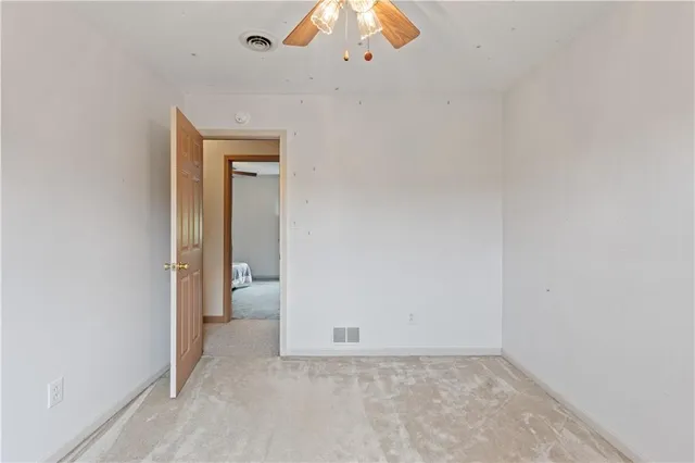 $289,900 | 274 Lakeview Drive, Washington, PA 15301