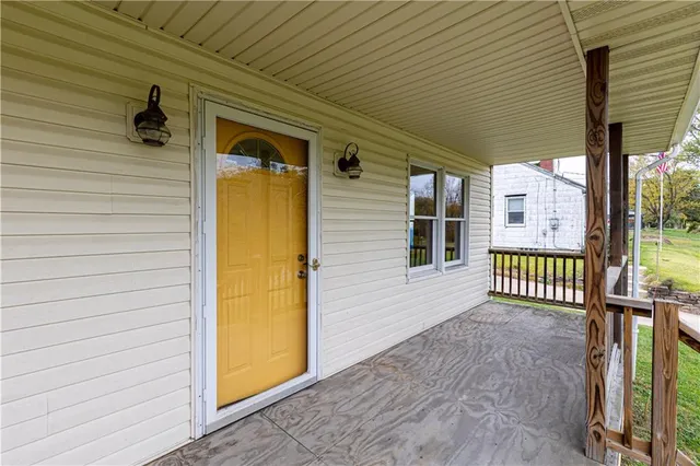 $289,900 | 274 Lakeview Drive, Washington, PA 15301