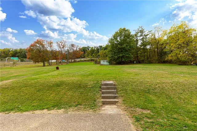 $289,900 | 274 Lakeview Drive, Washington, PA 15301