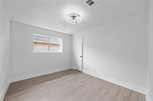 $1,900 | 8403 Blossom Bell Lane, Missouri City, TX 77489