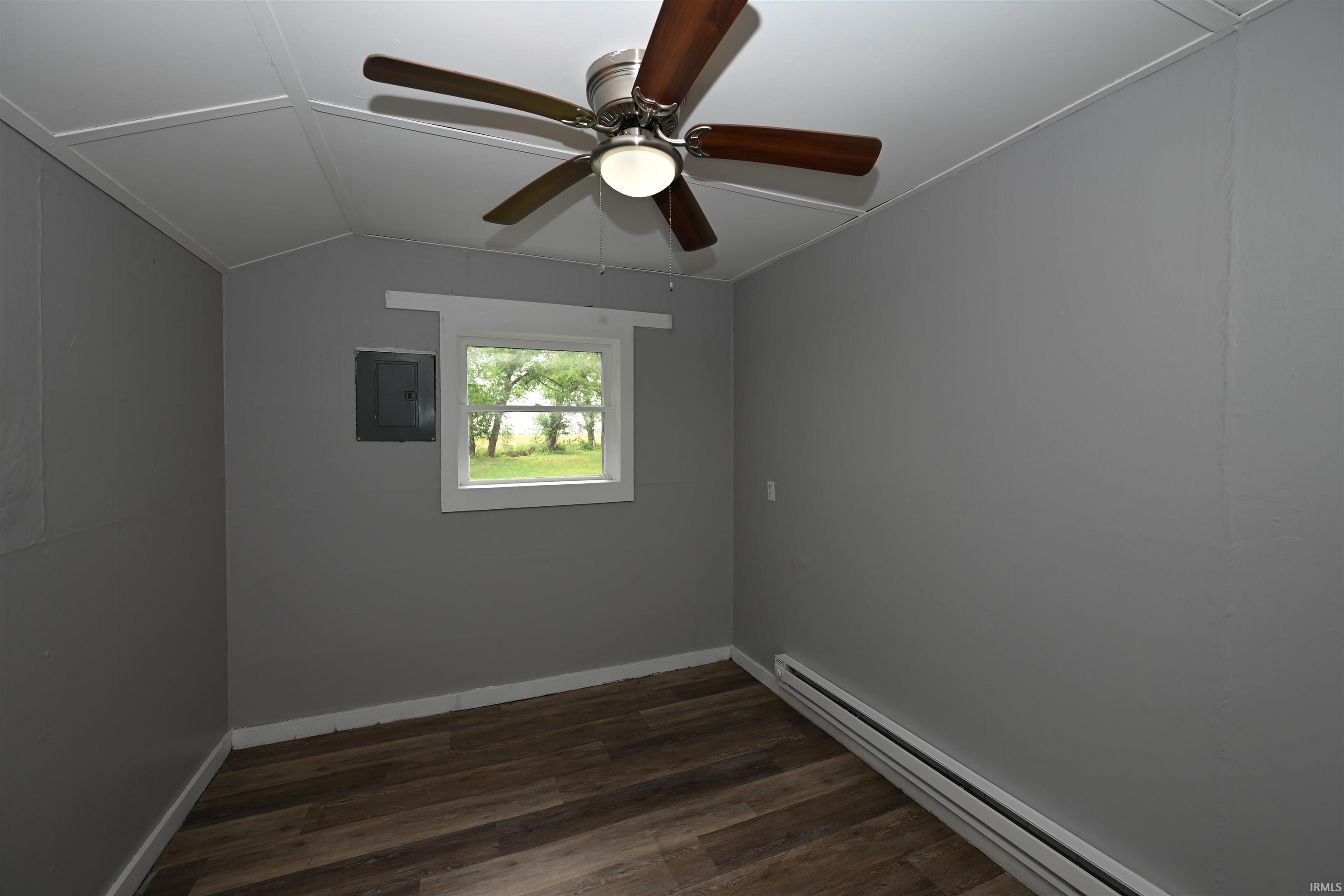 319 West 13th Street Winamac, IN 46996 - Photo 16 of 23
