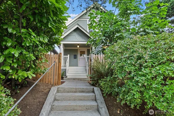 $1,275,000 | 734 North 75th Street, Seattle, WA 98103