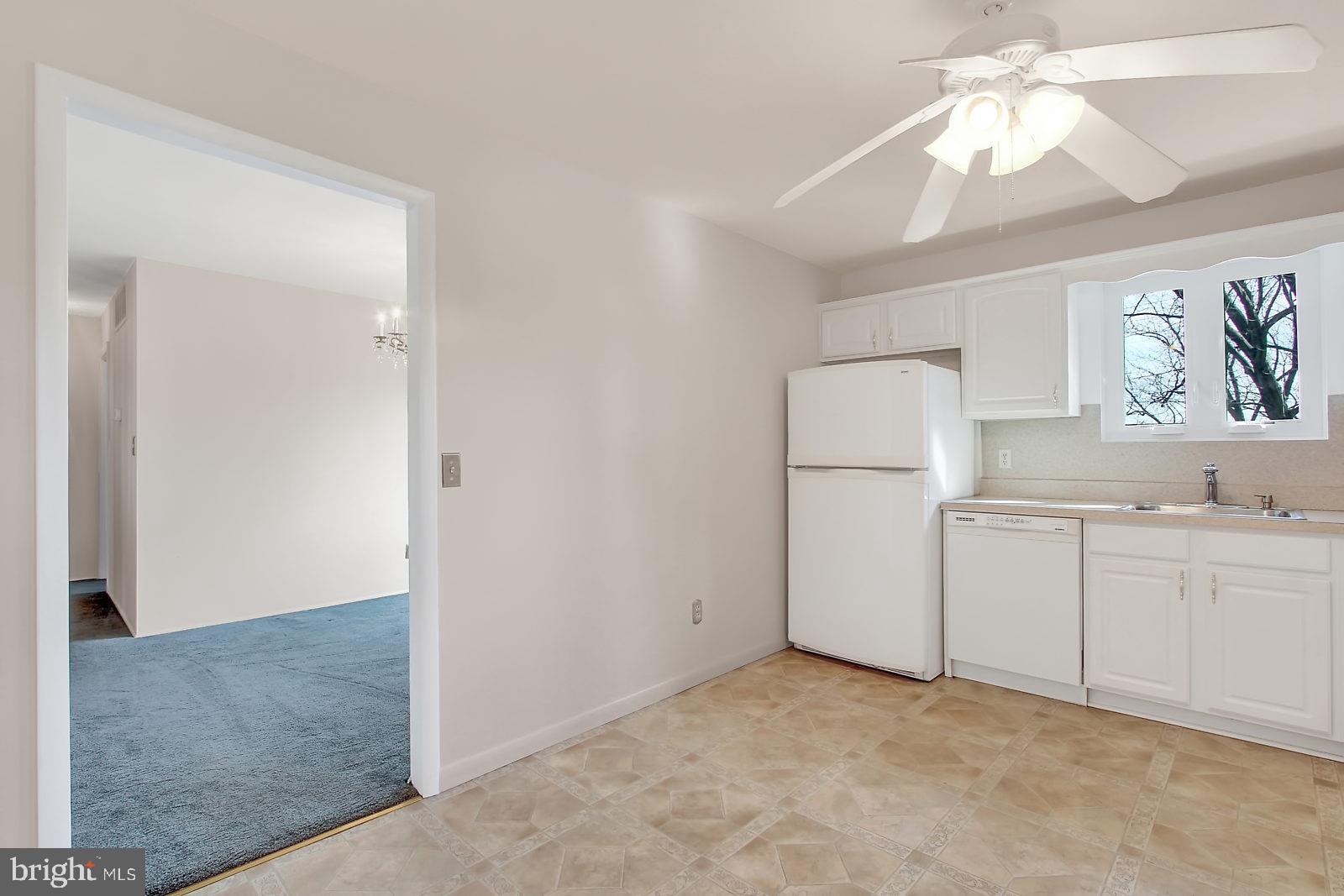1513 Customs Road Baltimore, MD 21237 - Photo 10 of 27 Kitchen