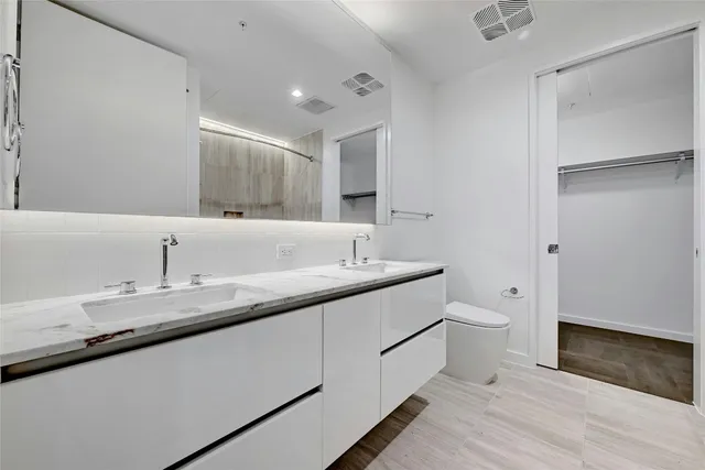 $950,000 | 313 West 17th Street, Unit 2306, Austin, TX 78701