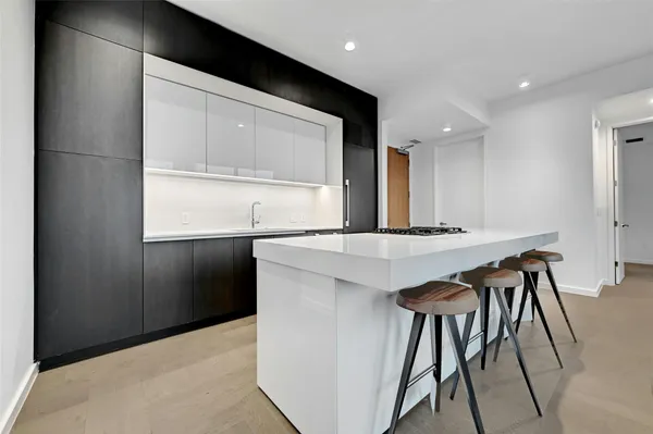 $950,000 | 313 West 17th Street, Unit 2306, Austin, TX 78701