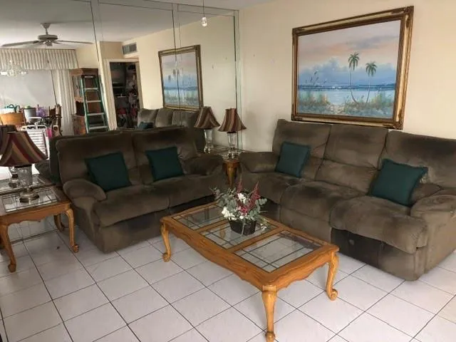 $115,000 | 5300 Washington Street, Unit B130, Hollywood, FL 33021