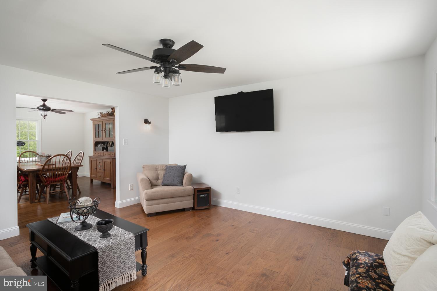 228 Long Swamp Road New Egypt, NJ 08533 - Photo 9 of 49 living room
