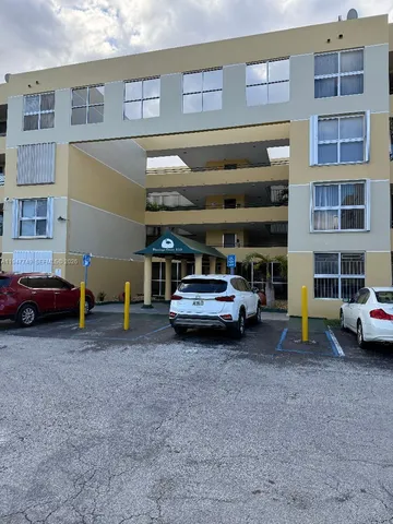 $1,725 | 8321 Northwest 7th Street, Unit 1405, Miami, FL 33126