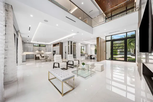 $9,100,000 | 2391 Areca Palm Road, Boca Raton, FL 33432