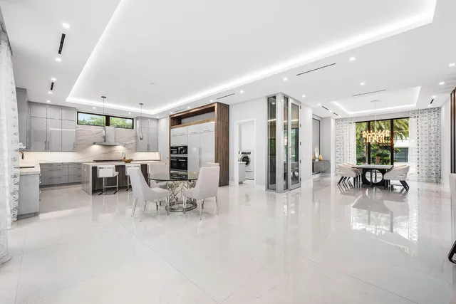 $9,100,000 | 2391 Areca Palm Road, Boca Raton, FL 33432