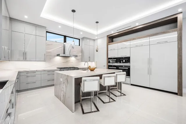 $9,100,000 | 2391 Areca Palm Road, Boca Raton, FL 33432