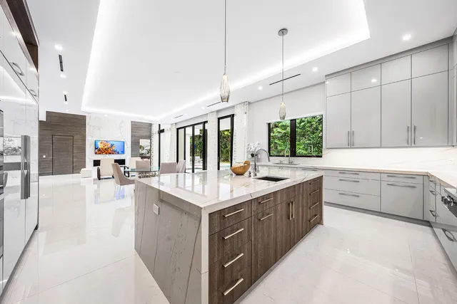 $9,100,000 | 2391 Areca Palm Road, Boca Raton, FL 33432
