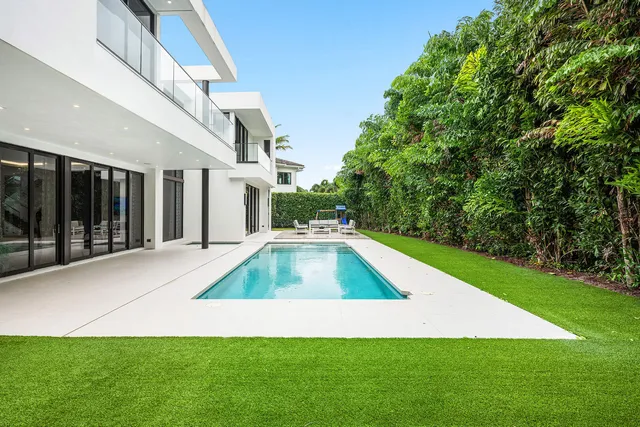 $9,100,000 | 2391 Areca Palm Road, Boca Raton, FL 33432