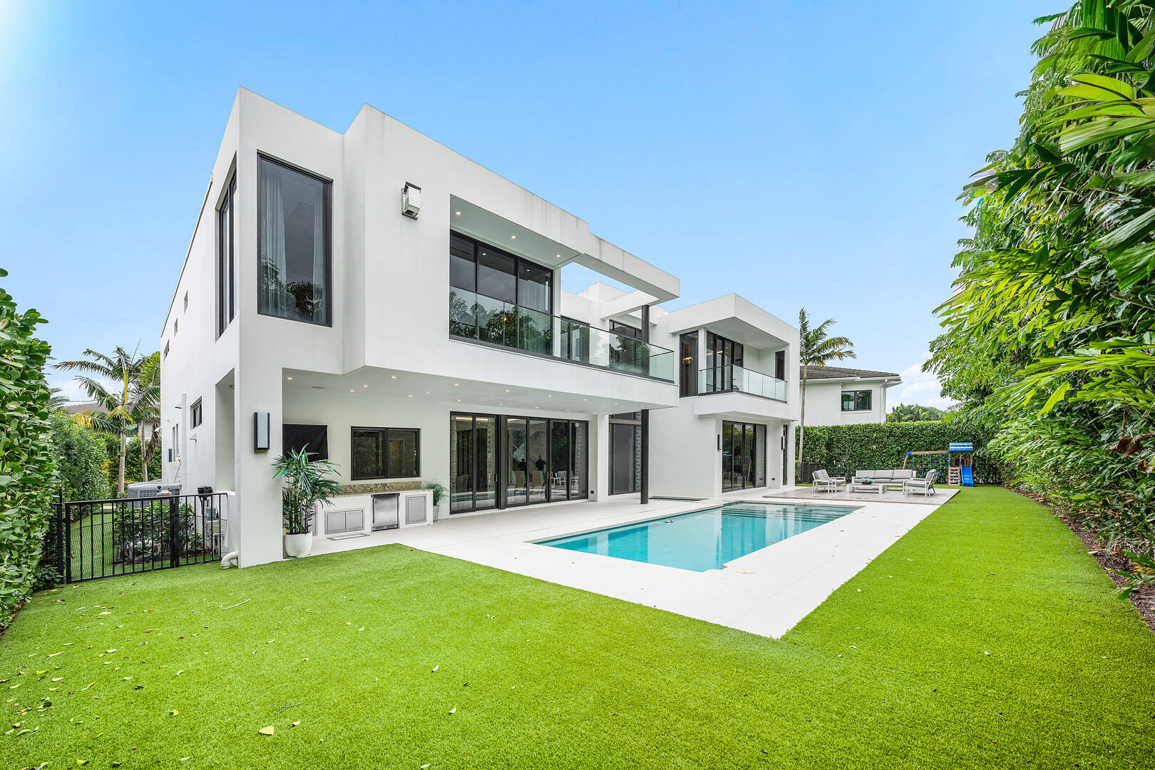 2391 Areca Palm Road Boca Raton, FL 33432 - Photo 29 of 82 2391_Areca_Palm_Road_25