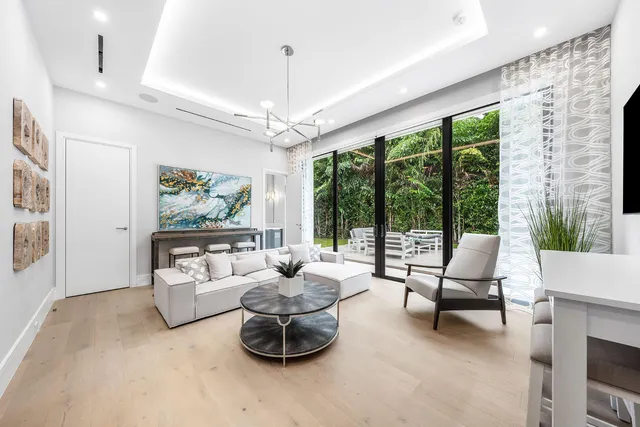 $9,100,000 | 2391 Areca Palm Road, Boca Raton, FL 33432