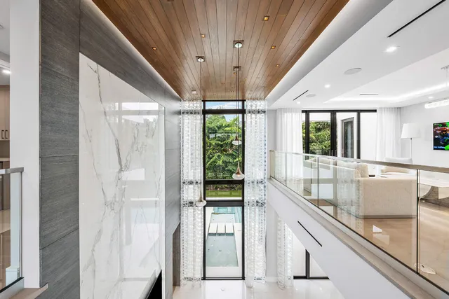 $9,100,000 | 2391 Areca Palm Road, Boca Raton, FL 33432