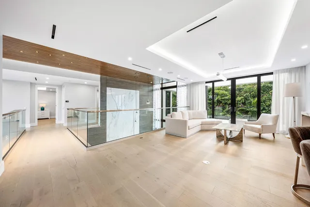 $9,100,000 | 2391 Areca Palm Road, Boca Raton, FL 33432