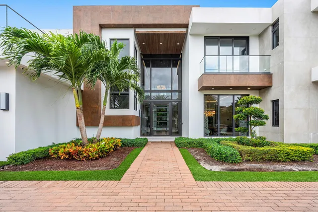 $9,100,000 | 2391 Areca Palm Road, Boca Raton, FL 33432