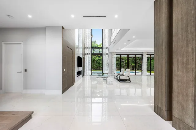 $9,100,000 | 2391 Areca Palm Road, Boca Raton, FL 33432