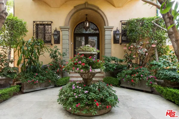 $45,000 | 703 Palisades Beach Road, Santa Monica, CA 90402