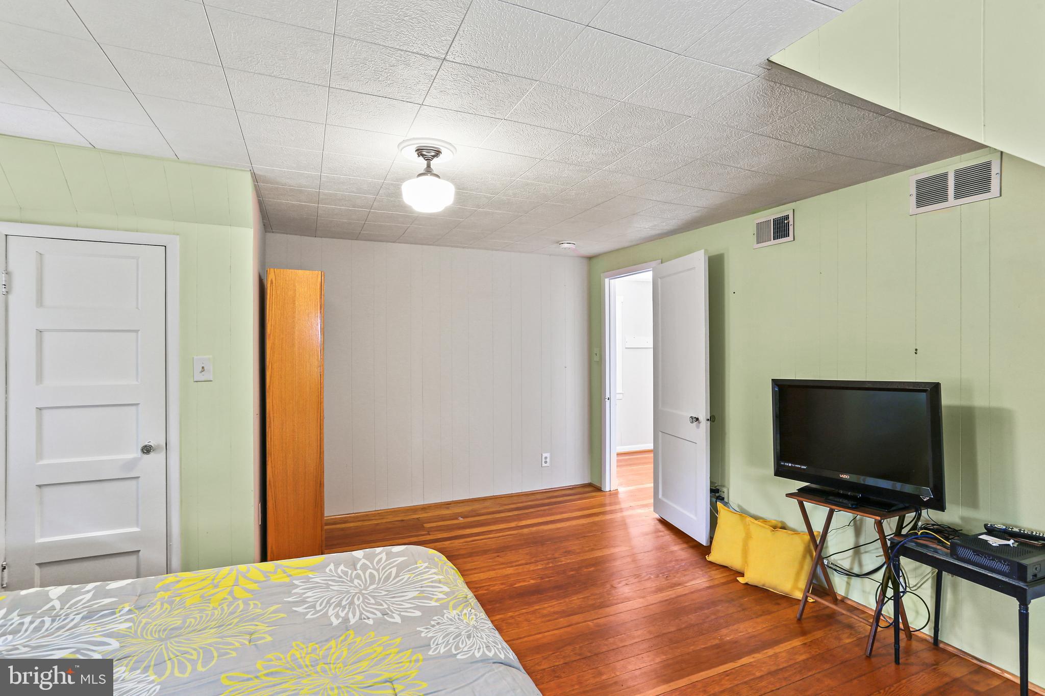 6054 Hunt Club Road Elkridge, MD 21075 - Photo 60 of 84 Upper-Level Bedroom 2