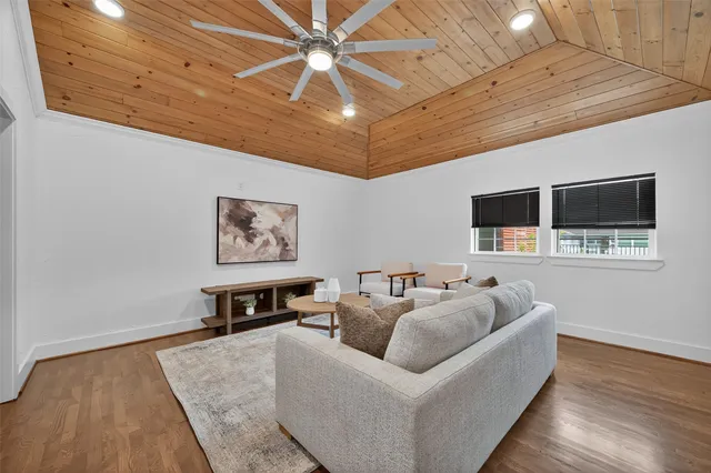 $375,000 | 7758 Hereford Street, Houston, TX 77087