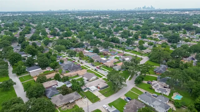 $375,000 | 7758 Hereford Street, Houston, TX 77087