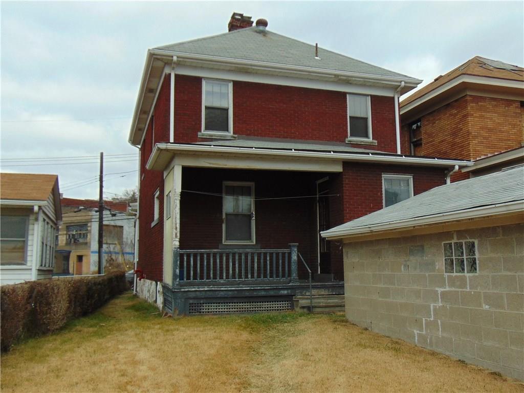 1011 3rd Street McKees Rocks, PA 15136 - Photo 2 of 6 REAR