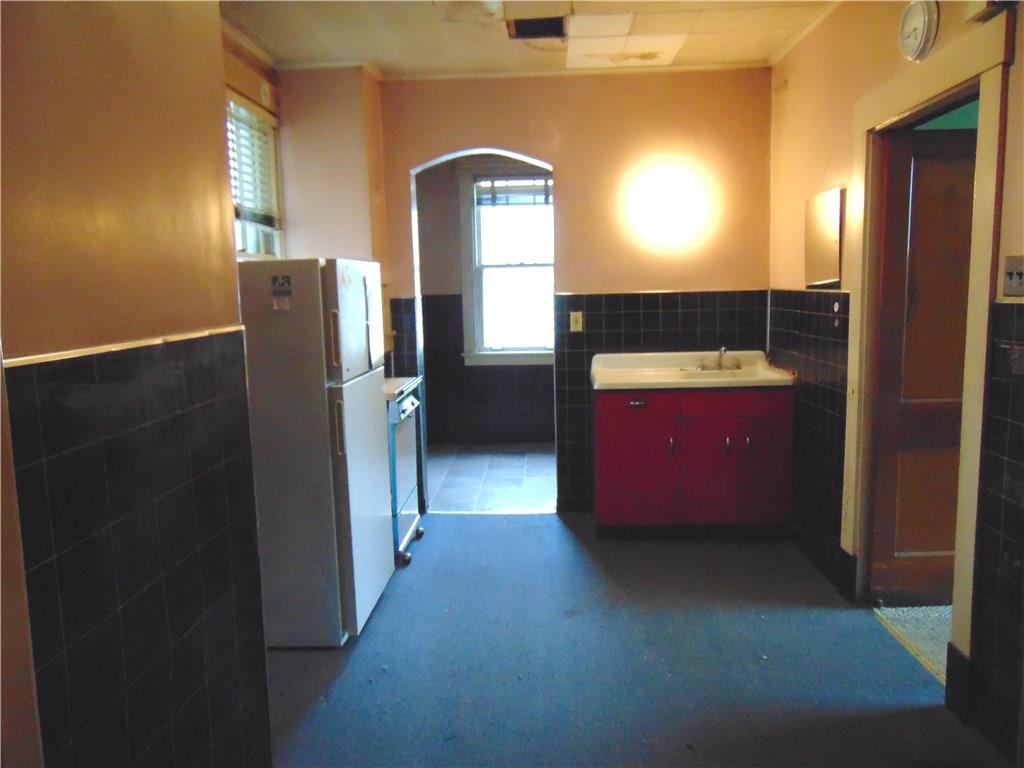 1011 3rd Street McKees Rocks, PA 15136 - Photo 6 of 6