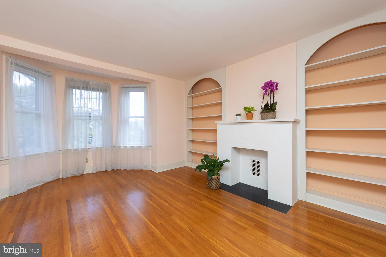 5430 Greene Street Philadelphia, PA 19144 - Photo 11 of 49