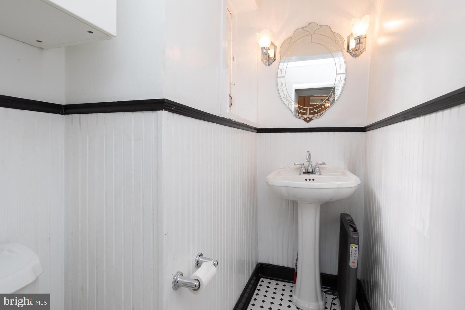 5430 Greene Street Philadelphia, PA 19144 - Photo 13 of 49